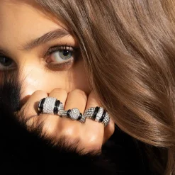 Diamonds<LAGOS Circle Ceramic Caviar Diamond Ring